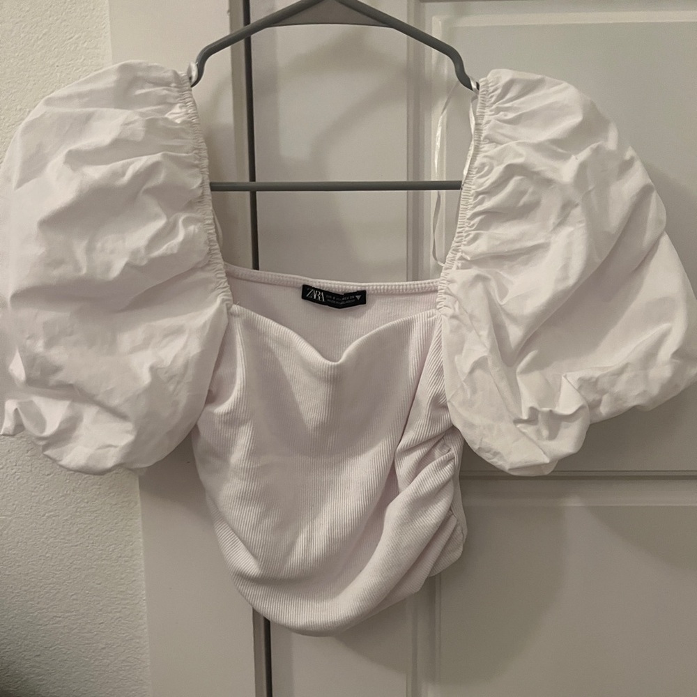 zara top size small